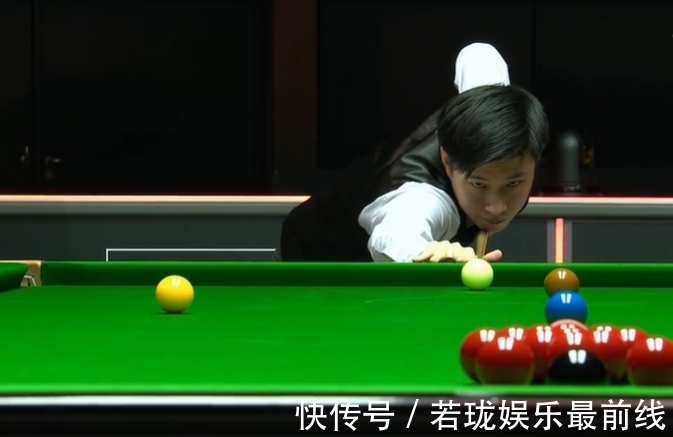 迫使教练团 迫使教练团