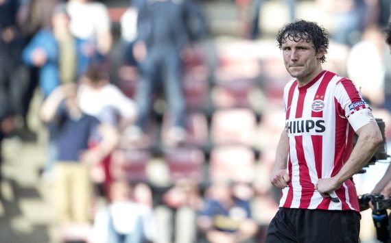 赞助商蜂拥 赞助商蜂拥